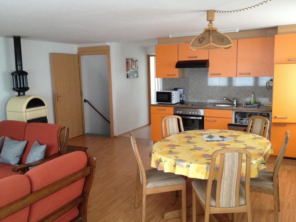 Casa Aurora Villa Sedrun Szoba fotó